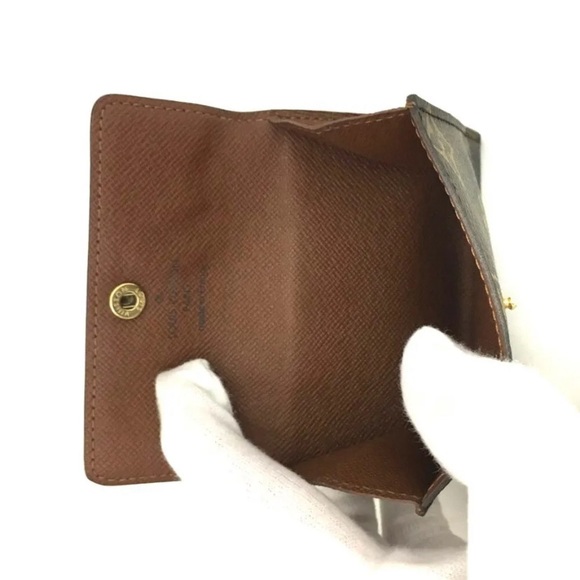 Louis Vuitton Monogram Ludlow Wallet Coin Case - Picture 7 of 11